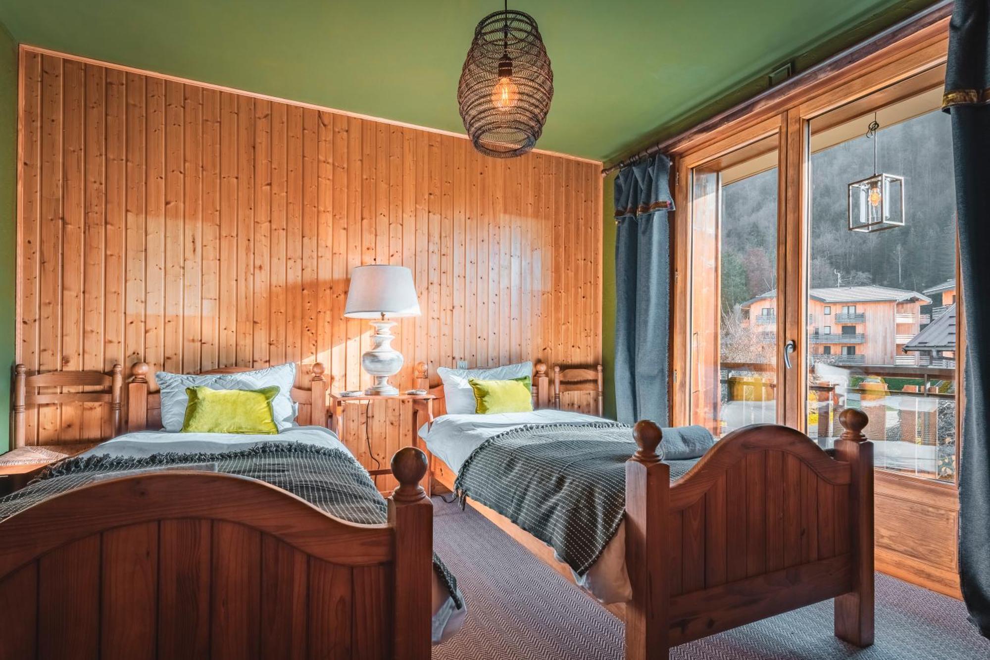 The Fat Fox Lodge, Morzine Montriond Exterior photo